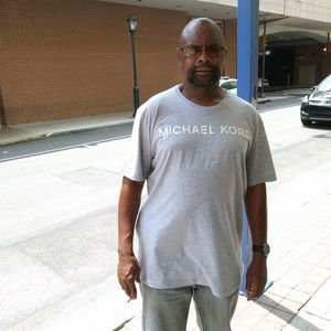 Meet your Posher, Gregory